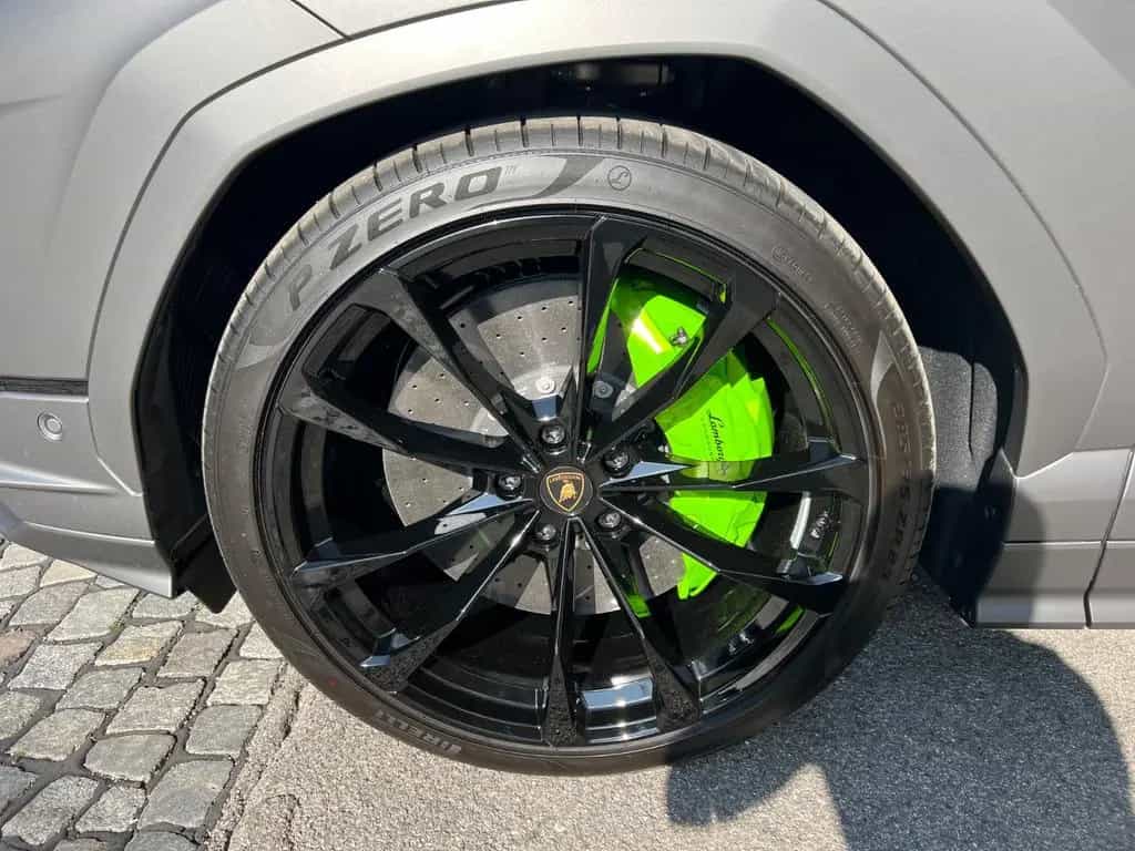 Lamborghini Urus S Pano Massage 23´ Carbon B&O 06/2024-photo-16