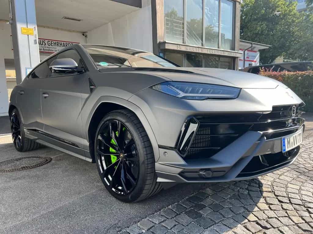 Lamborghini Urus S Pano Massage 23´ Carbon B&O 06/2024-photo-18