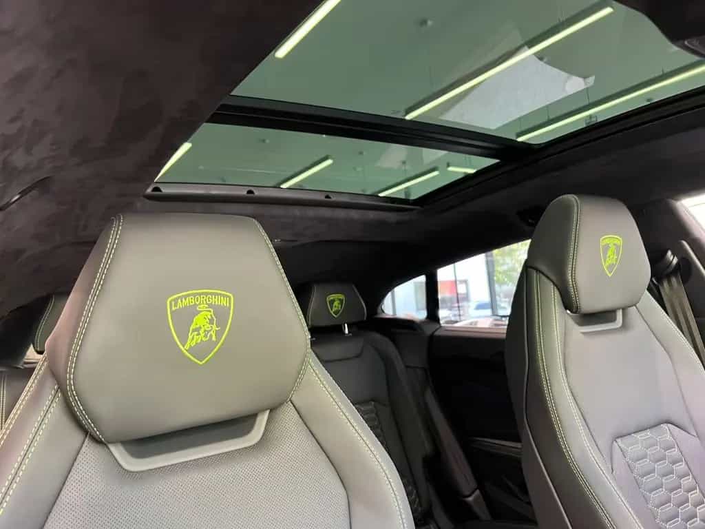 Lamborghini Urus S Pano Massage 23´ Carbon B&O 06/2024-photo-7