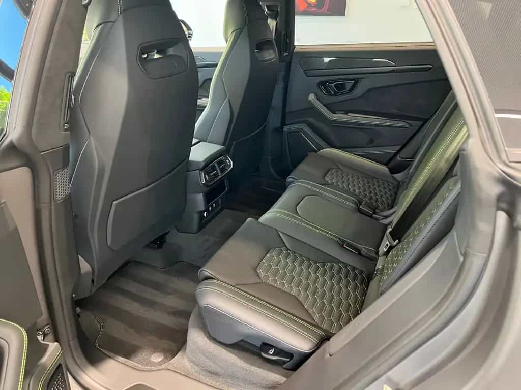 Lamborghini Urus S Pano Massage 23´ Carbon B&O 06/2024-photo-8