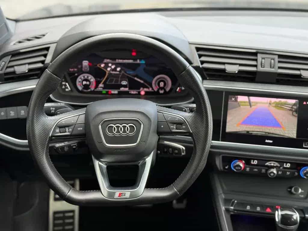 Audi Q3 35 TFSI S-LINE / PANO / LED / VOL ! 01/2020-photo-11