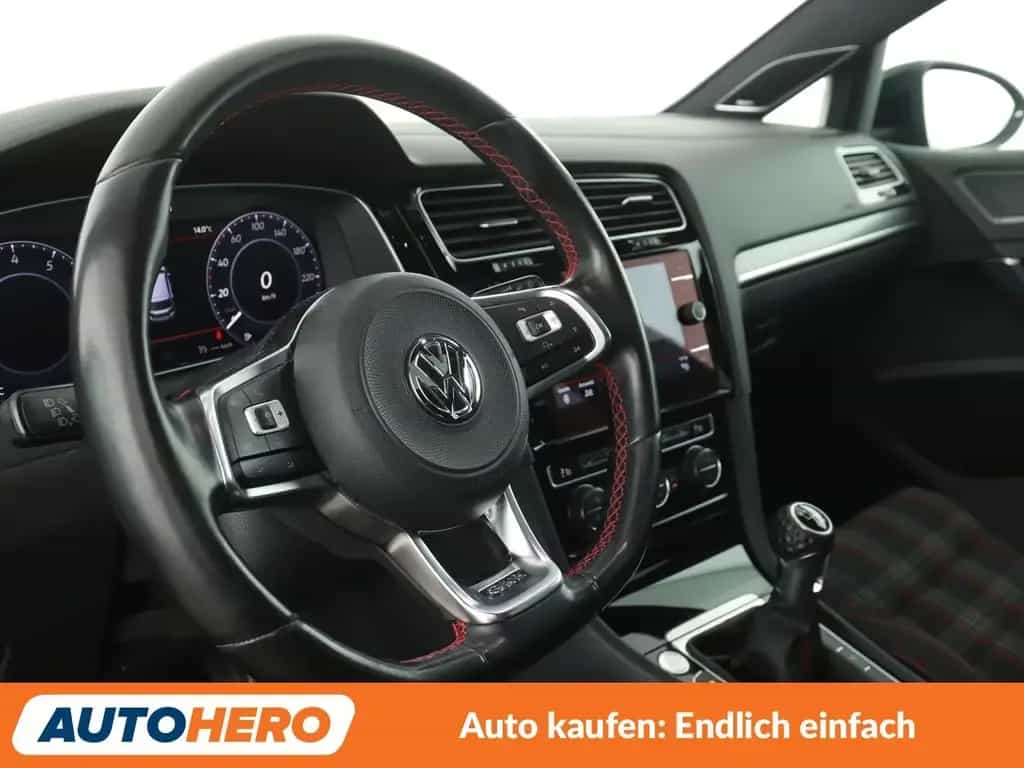 Volkswagen Golf VII 2.0 TSI GTI BMT*NAVI*LED*PDC* 02/2017-photo-10