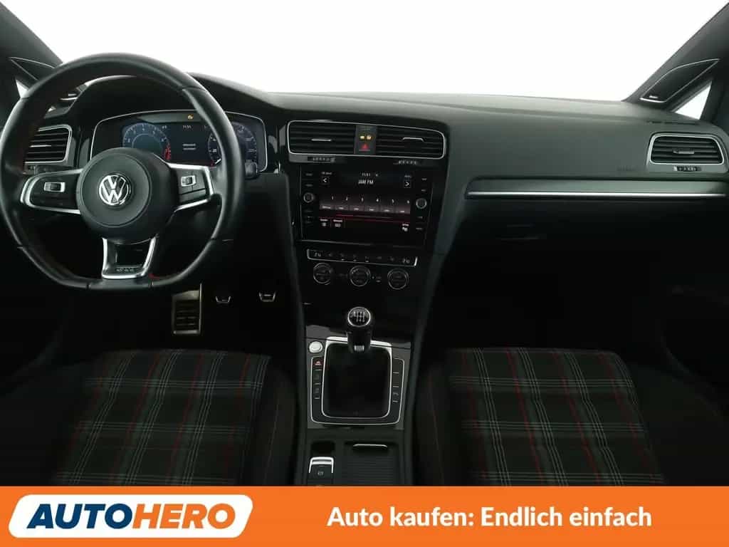 Volkswagen Golf VII 2.0 TSI GTI BMT*NAVI*LED*PDC* 02/2017-photo-11