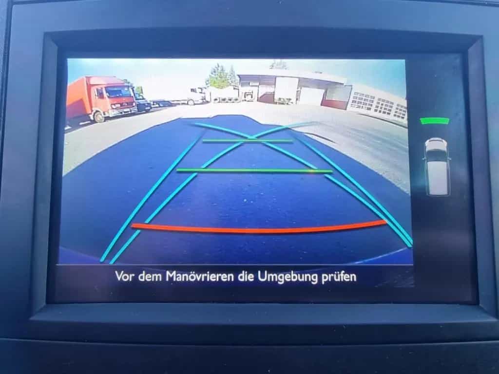 Citroën Berlingo Kombi Shine Klima Navi Einparkhilfe 06/2018-photo-13