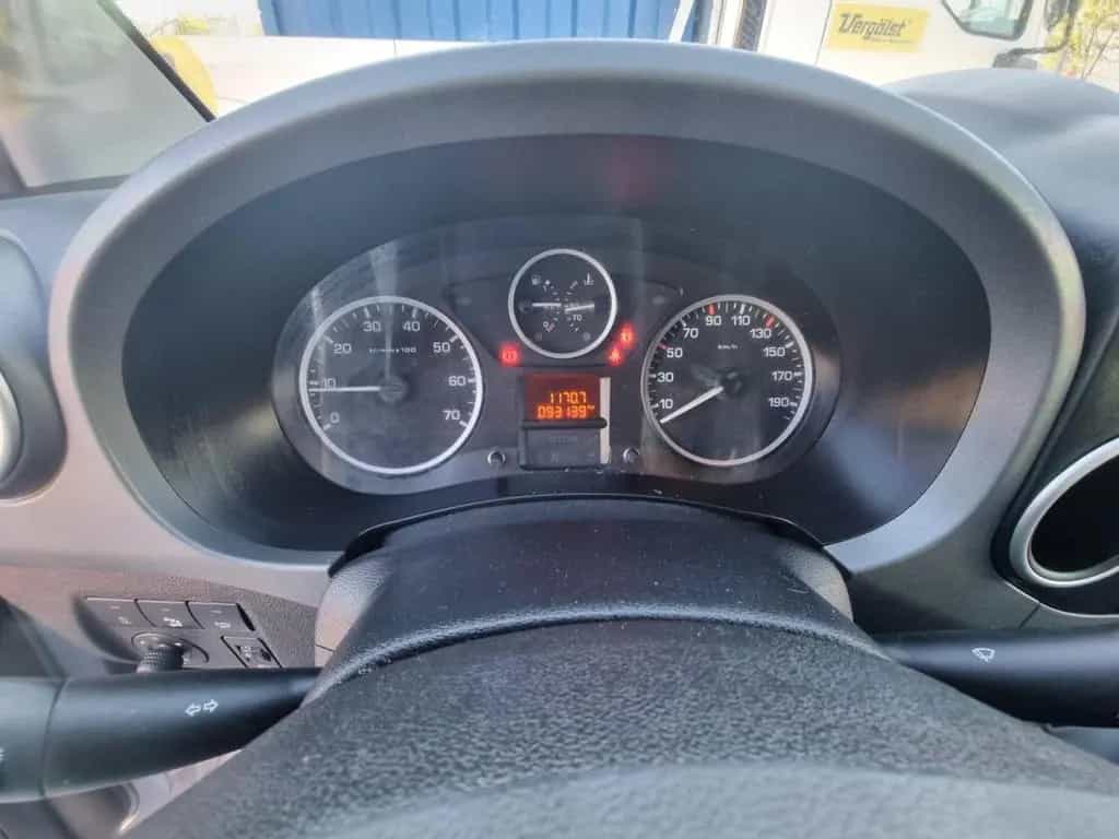 Citroën Berlingo Kombi Shine Klima Navi Einparkhilfe 06/2018-photo-15
