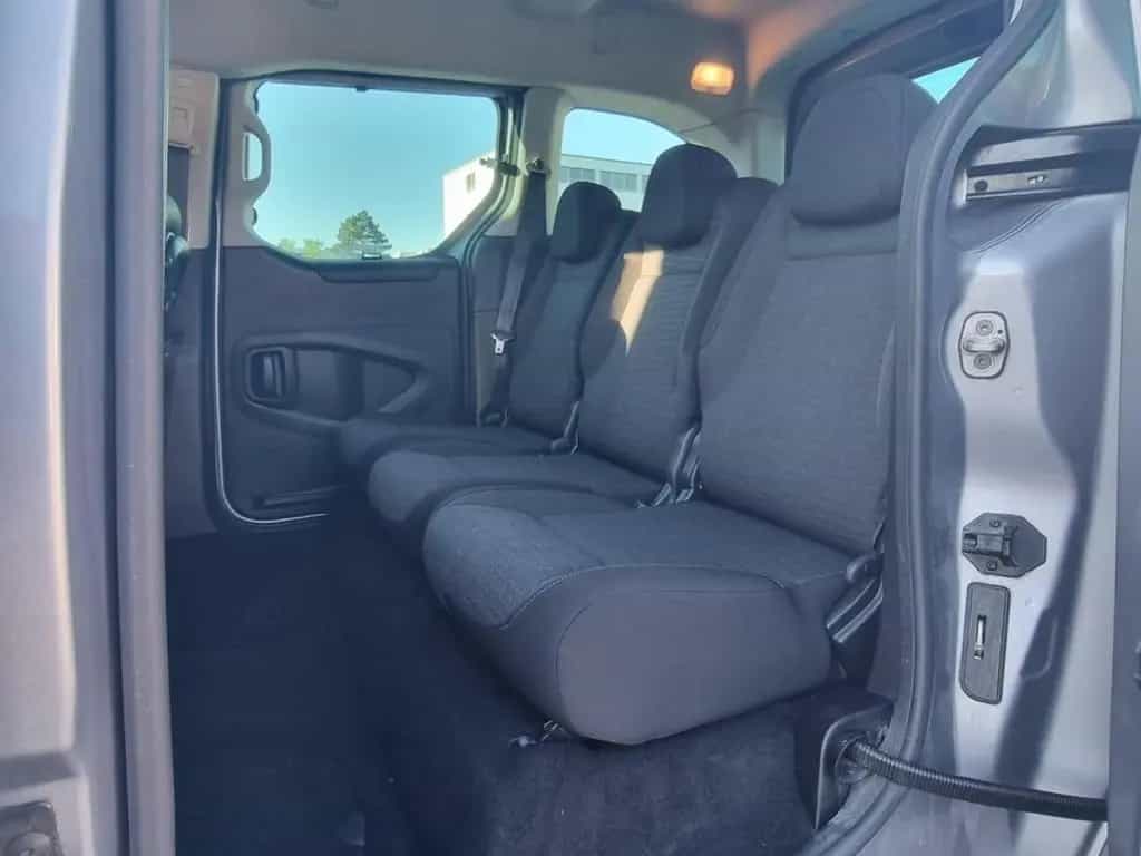 Citroën Berlingo Kombi Shine Klima Navi Einparkhilfe 06/2018-photo-17