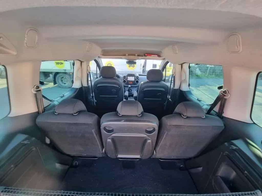 Citroën Berlingo Kombi Shine Klima Navi Einparkhilfe 06/2018-photo-7