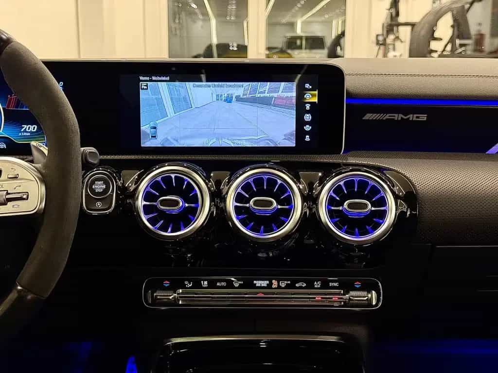 Mercedes-Benz A-Class 4Matic Widescreen/Pano/Burmester/360* 05/2020-photo-10