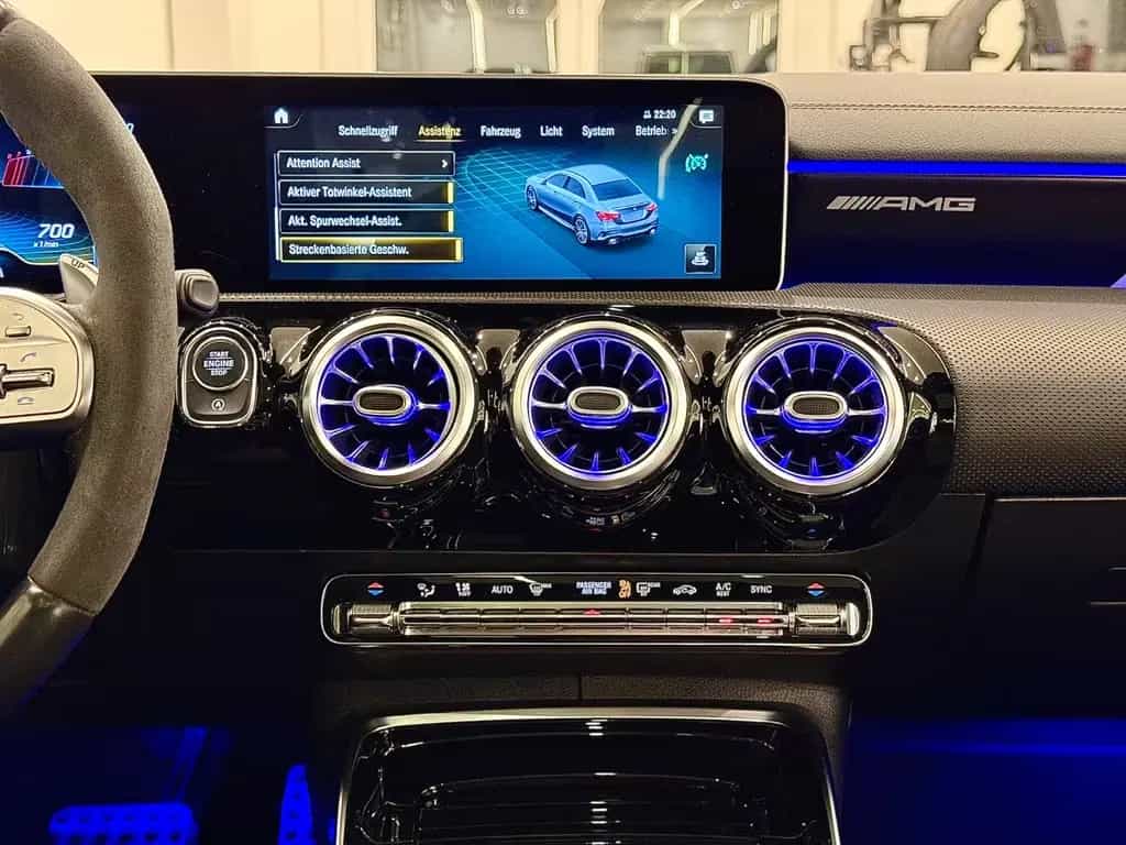 Mercedes-Benz A-Class 4Matic Widescreen/Pano/Burmester/360* 05/2020-photo-12