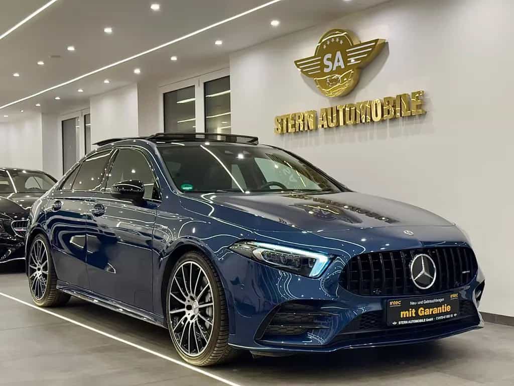 Mercedes-Benz A-Class 4Matic Widescreen/Pano/Burmester/360* 05/2020-photo-2