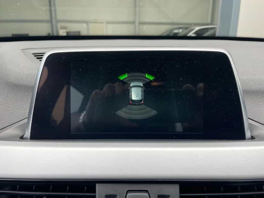 BMW X1 xDrive 18d Advantage/SHZ/PDC/NAVI/BMW-Service 06/2018-photo-13