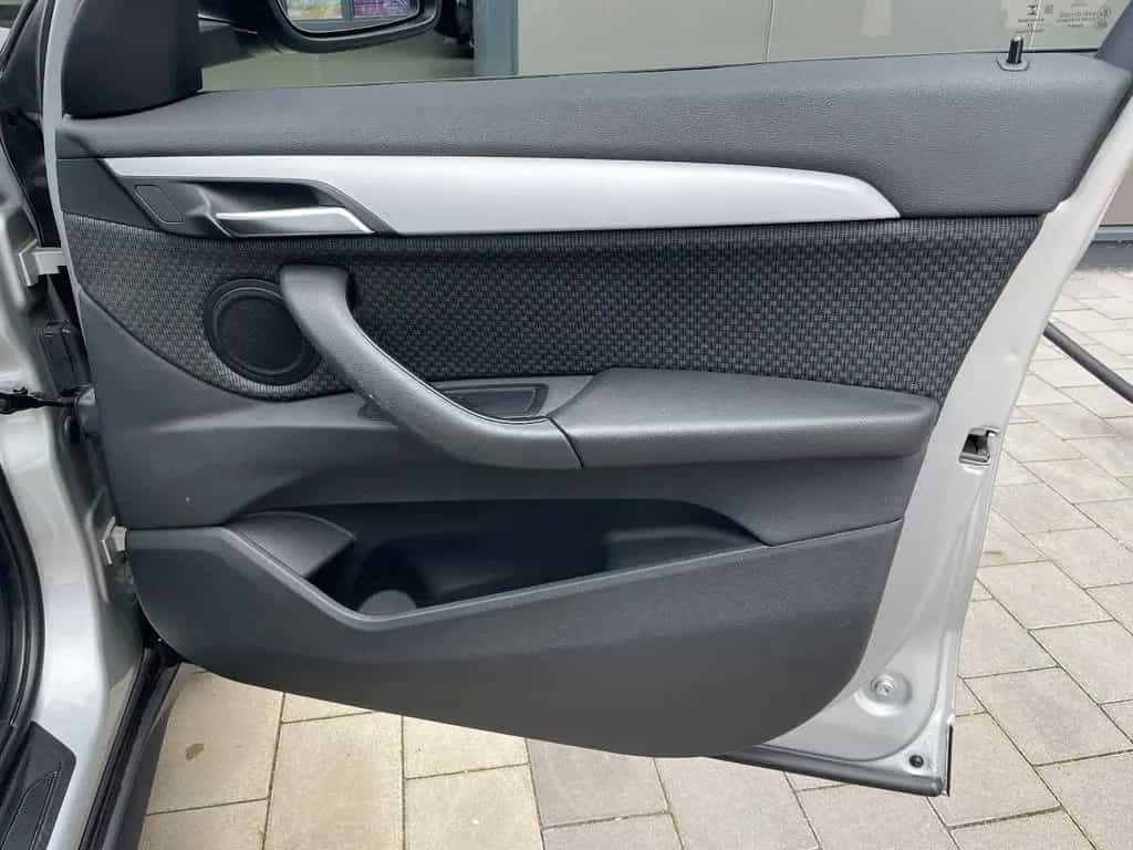BMW X1 xDrive 18d Advantage/SHZ/PDC/NAVI/BMW-Service 06/2018-photo-20