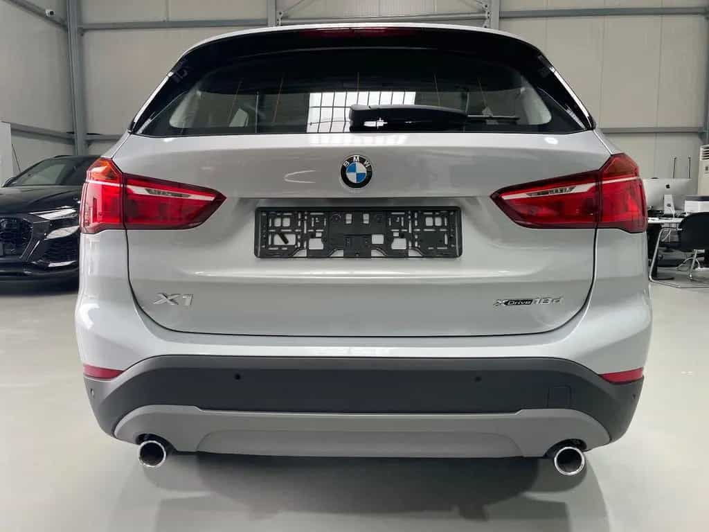 BMW X1 xDrive 18d Advantage/SHZ/PDC/NAVI/BMW-Service 06/2018-photo-5