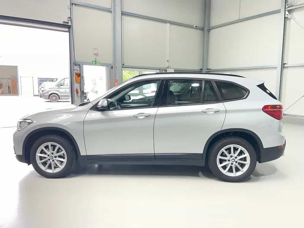 BMW X1 xDrive 18d Advantage/SHZ/PDC/NAVI/BMW-Service 06/2018-photo-7