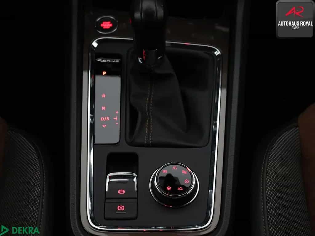 Seat Ateca 1.4 TSI 4DRIVE 360GRAD,KESSY,ACC,STANDHEIZ 05/2017-photo-26