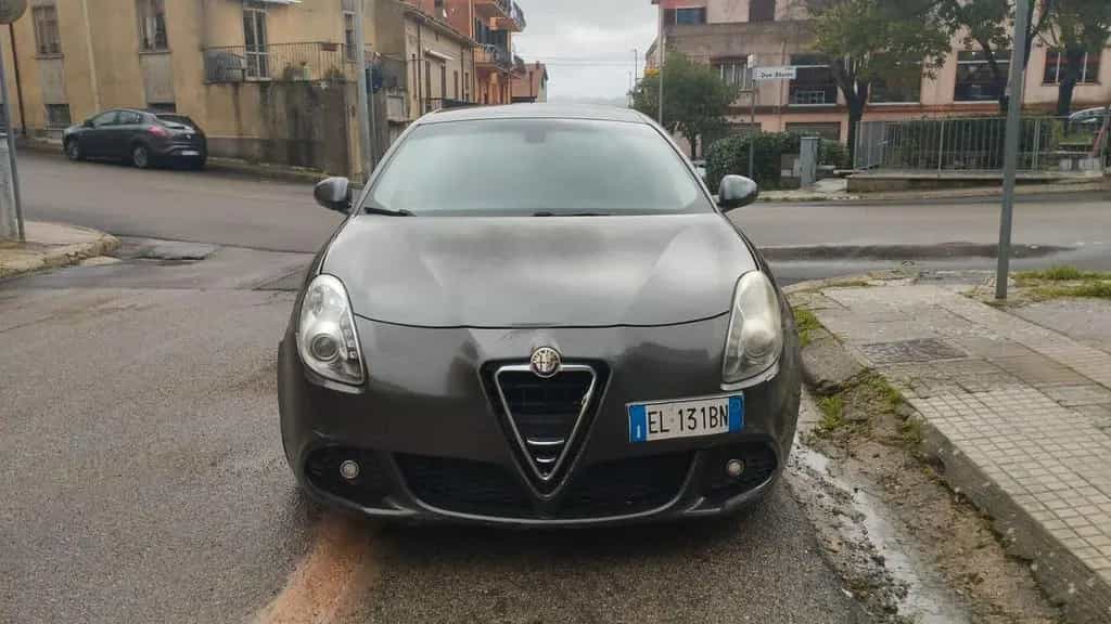 Alfa Romeo Giulietta 2.0 JTDm-2 170 CV Distincti 10/2011-photo-5