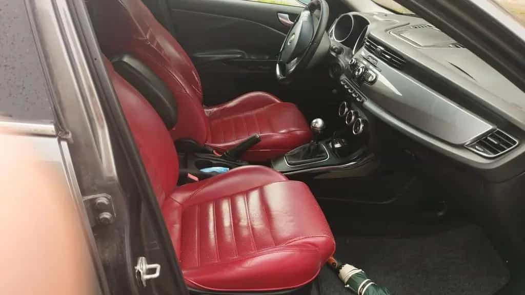 Alfa Romeo Giulietta 2.0 JTDm-2 170 CV Distincti 10/2011-photo-6