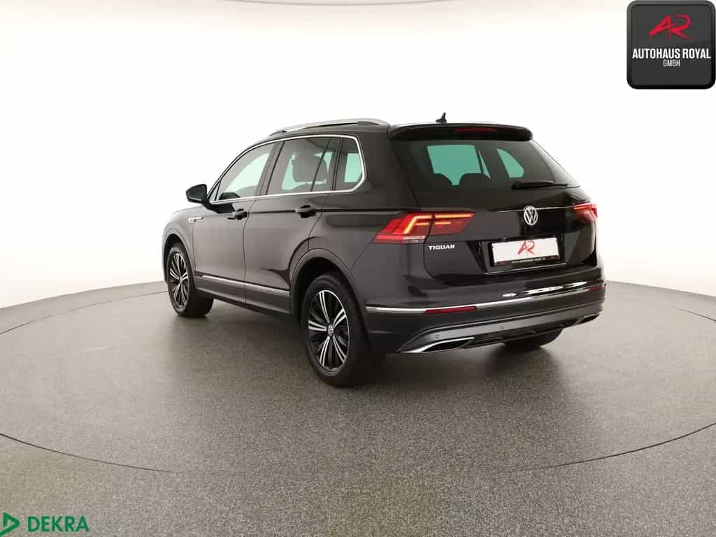 Volkswagen Tiguan 2.0 TSI 4M SPORT HUD,360GRAD,KEYLESS,ACC 03/2018-photo-2