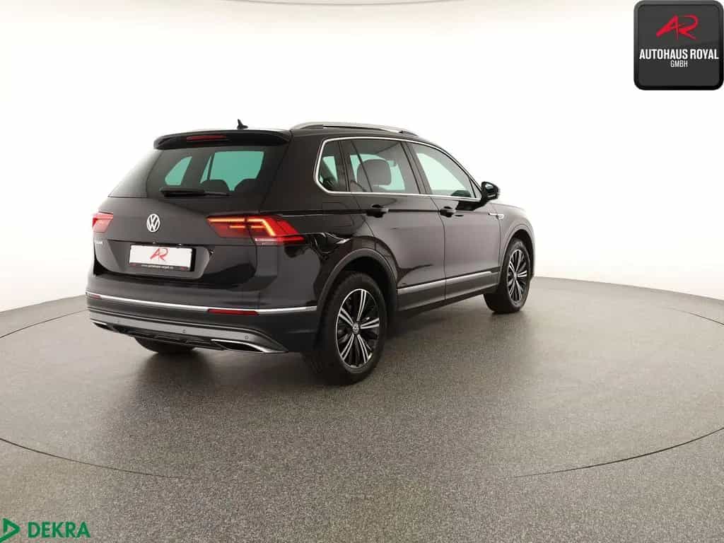 Volkswagen Tiguan 2.0 TSI 4M SPORT HUD,360GRAD,KEYLESS,ACC 03/2018-photo-4
