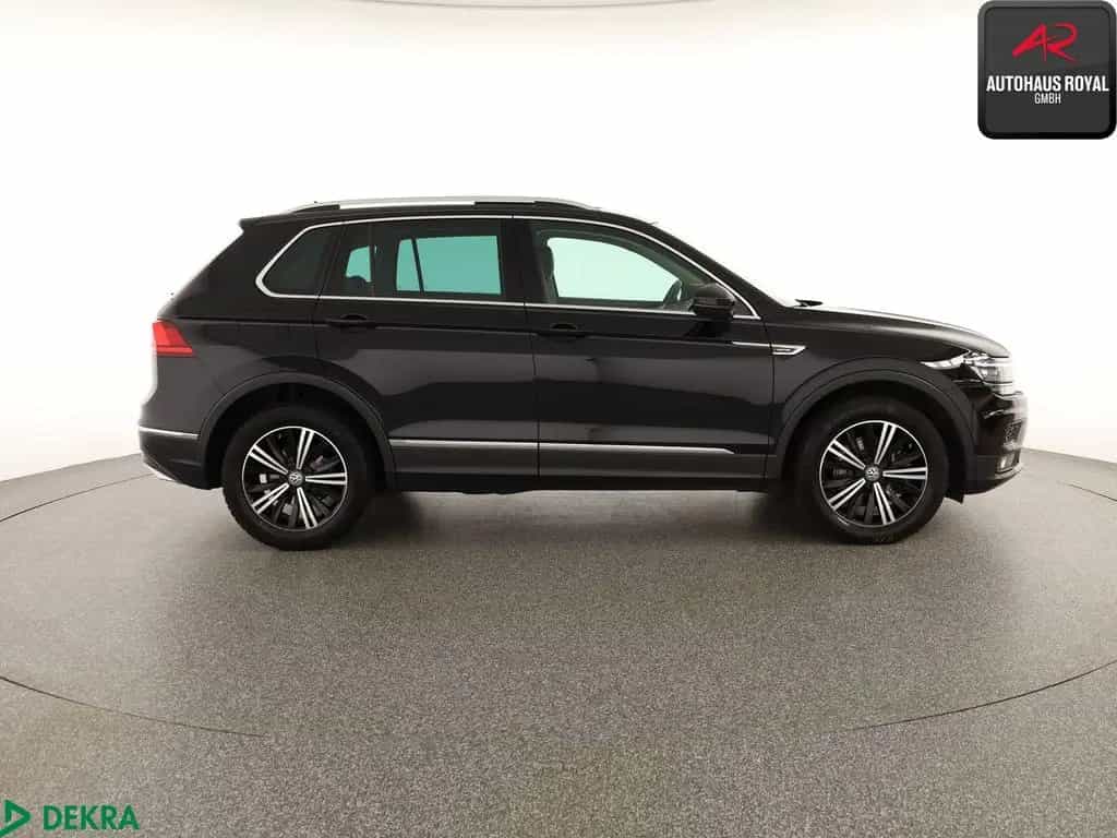 Volkswagen Tiguan 2.0 TSI 4M SPORT HUD,360GRAD,KEYLESS,ACC 03/2018-photo-5