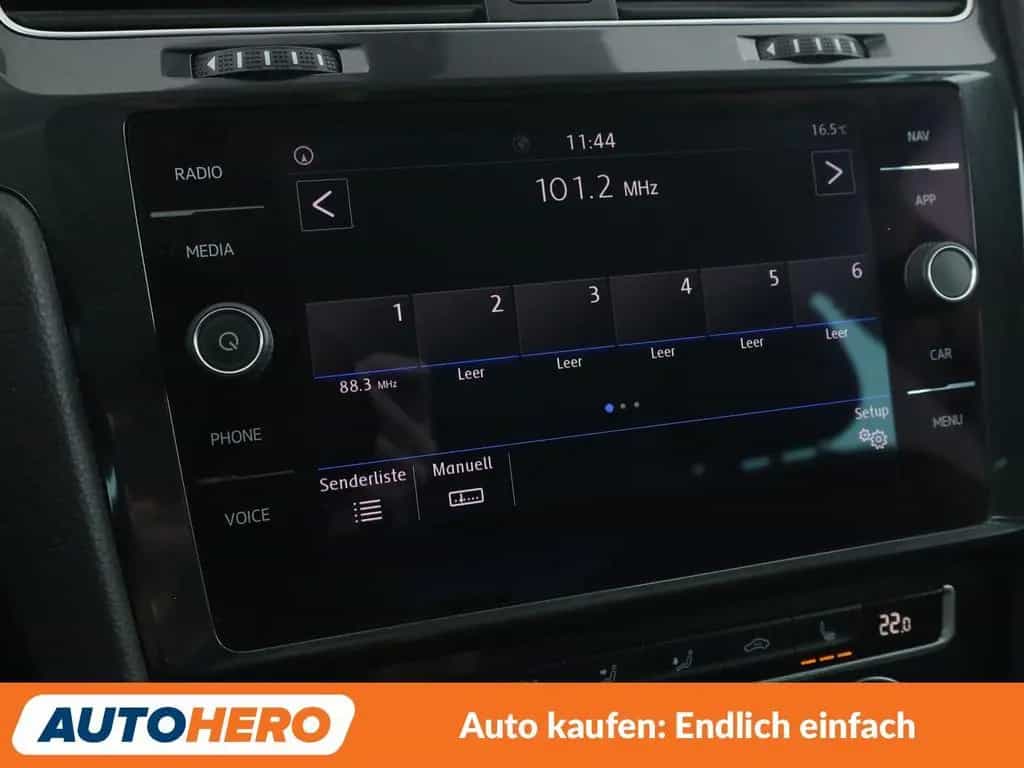 Volkswagen Golf VII 1.4 TSI Comfortline BMT*NAVI*PDC*SHZ* 12/2017-photo-19
