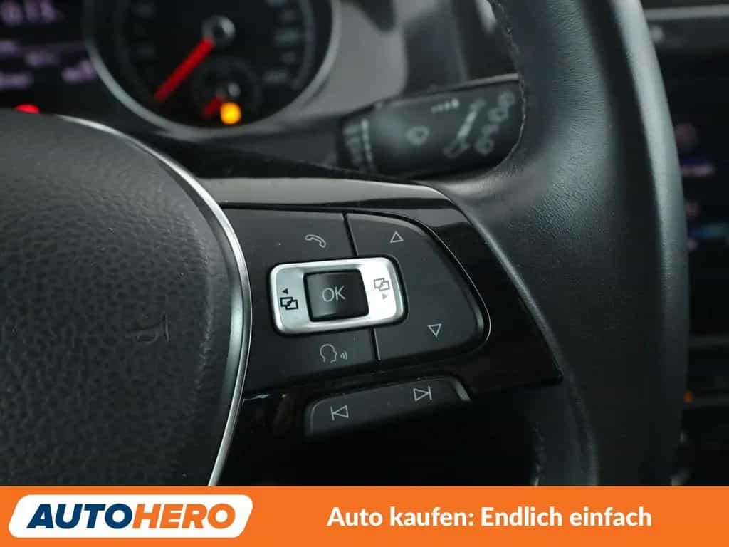 Volkswagen Golf VII 1.4 TSI Comfortline BMT*NAVI*PDC*SHZ* 12/2017-photo-27
