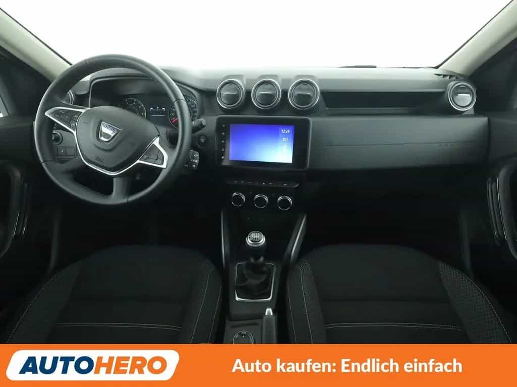 Dacia Duster 1.3 TCe Prestige 4WD*NAVI*CAM*PDC*SHZ* 07/2022-photo-11