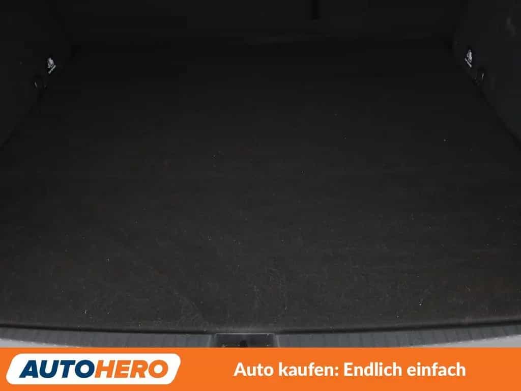 Dacia Duster 1.3 TCe Prestige 4WD*NAVI*CAM*PDC*SHZ* 07/2022-photo-17