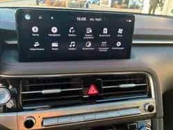 Genesis G70 Sport 4WD Luxury 4WD LED Leder Kamera PDC 02/2025-photo-9