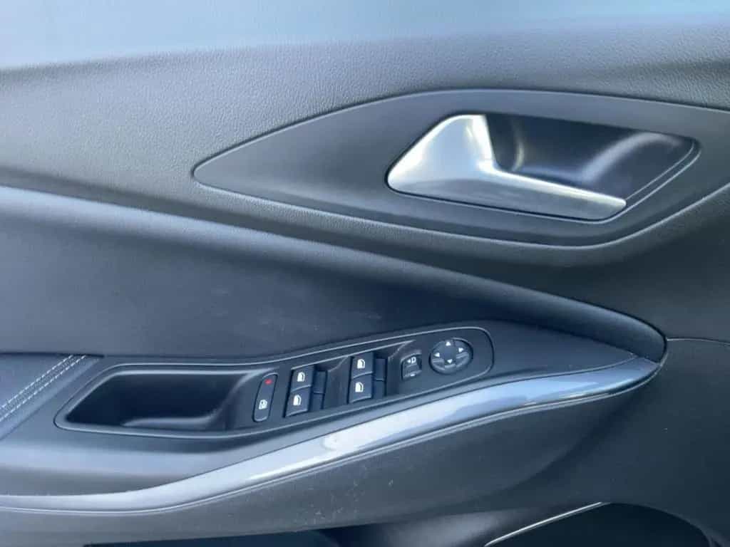 Opel Grandland X 1.6 TURBO INNOVATION Bi-LED+NAV+ACC 06/2021-photo-11