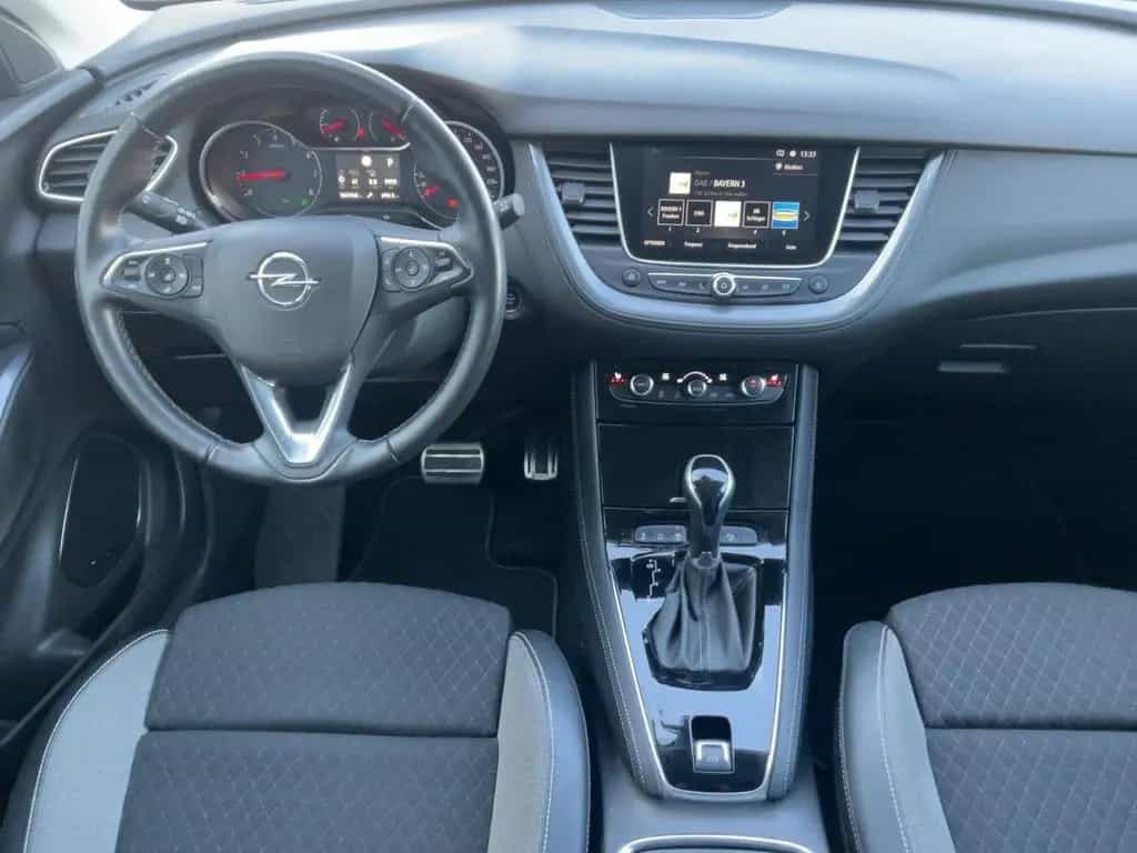 Opel Grandland X 1.6 TURBO INNOVATION Bi-LED+NAV+ACC 06/2021-photo-4