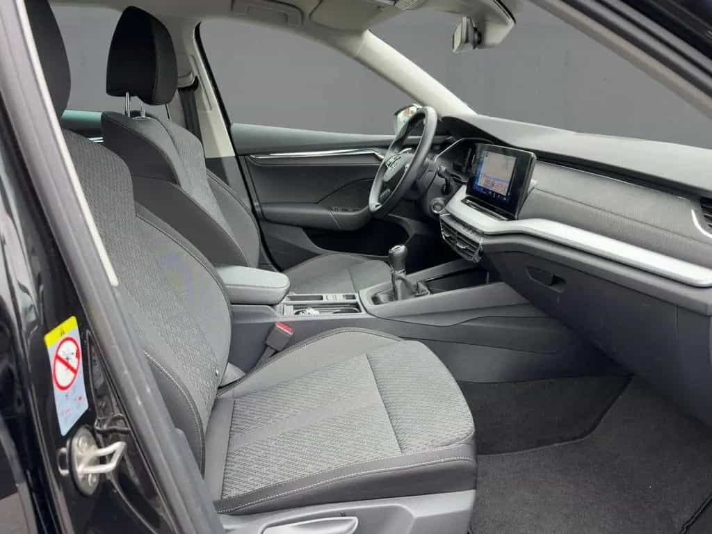Skoda Octavia Combi 1.5TSI STYLE LED+NAV+GRA+2xPDC+APP 09/2020-photo-11