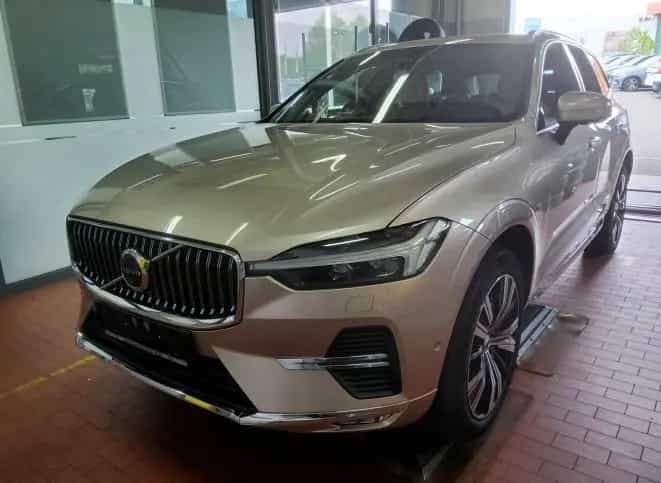 Volvo XC60 B4 AWD Ultimate Bright+AHK+360KAM+MEMRY 04/2023-photo-1