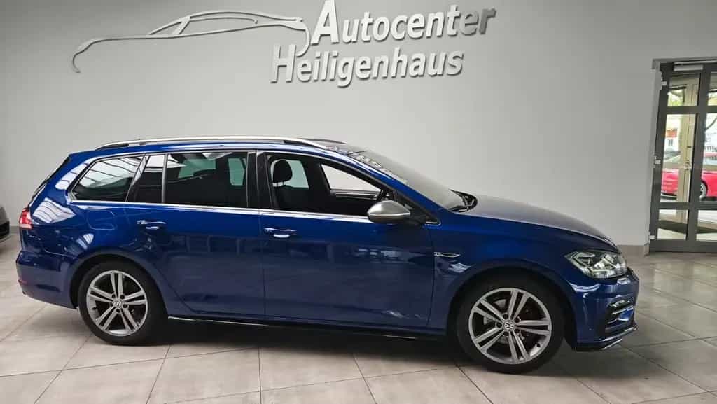 Volkswagen Golf VII Variant Highl DSG R-Line Panorama Navi 08/2018-photo-1