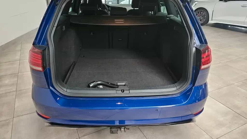 Volkswagen Golf VII Variant Highl DSG R-Line Panorama Navi 08/2018-photo-5