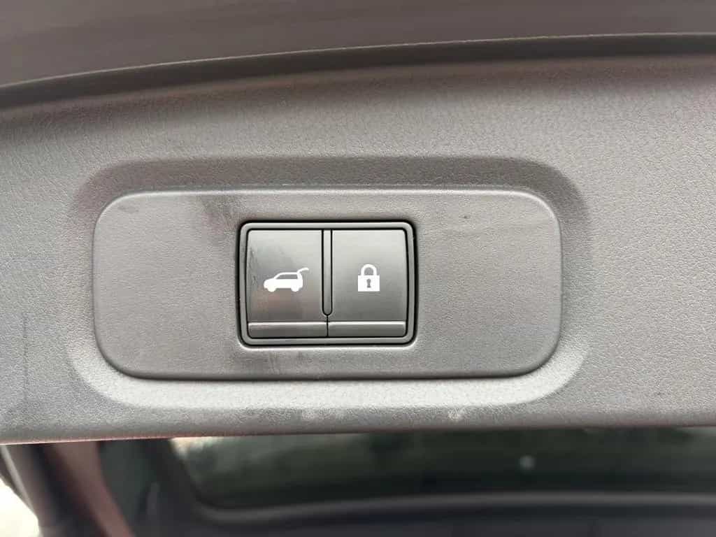 Nissan Qashqai 1.3 DIG-T Tekna+*Navi*360°Kamera*Pano* 05/2022-photo-12
