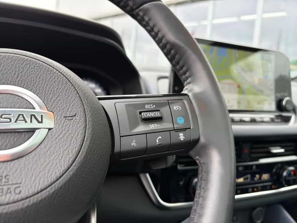 Nissan Qashqai 1.3 DIG-T Tekna+*Navi*360°Kamera*Pano* 05/2022-photo-13