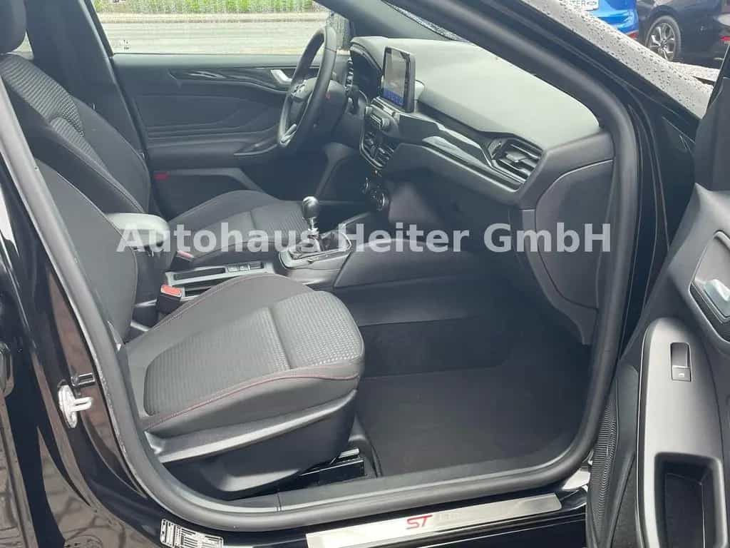 Ford Focus Lim. ST-Line / 155PS+ACC+B&O+1.Hand 10/2021-photo-11
