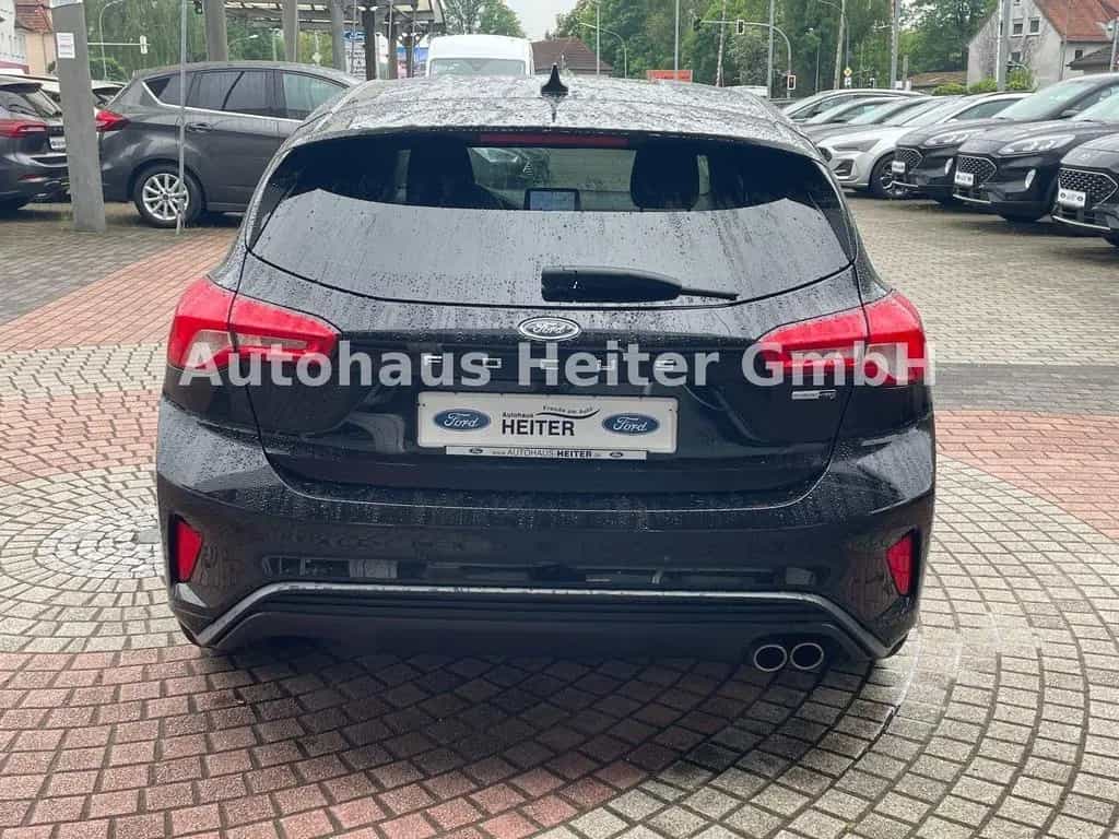 Ford Focus Lim. ST-Line / 155PS+ACC+B&O+1.Hand 10/2021-photo-4