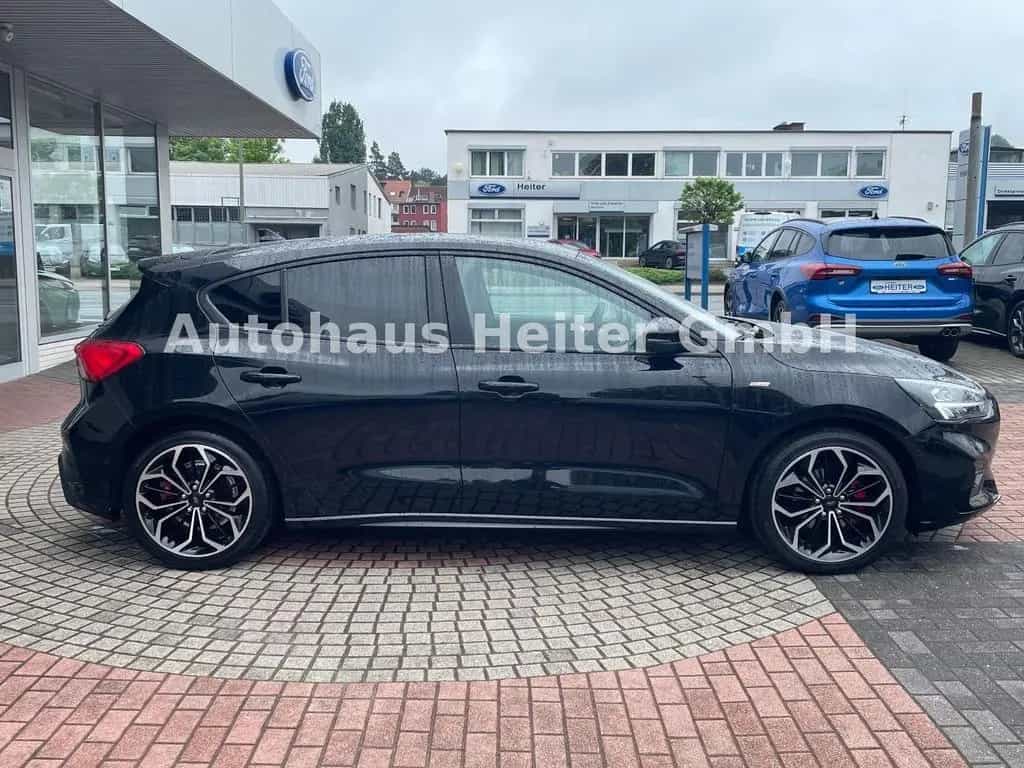 Ford Focus Lim. ST-Line / 155PS+ACC+B&O+1.Hand 10/2021-photo-6