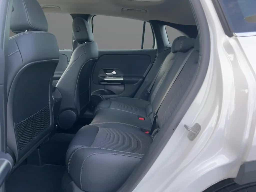 Mercedes-Benz GLA 250 4MATIC LED/Keyless-Go/MBUX/CarPlay/Navi 02/2024-photo-5
