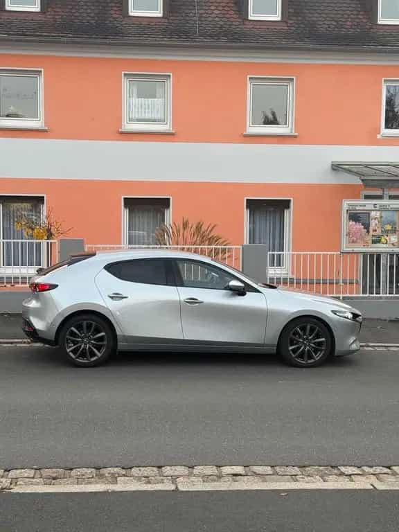 Mazda 3 122ps 2019 3. Hand 09/2019-photo-0