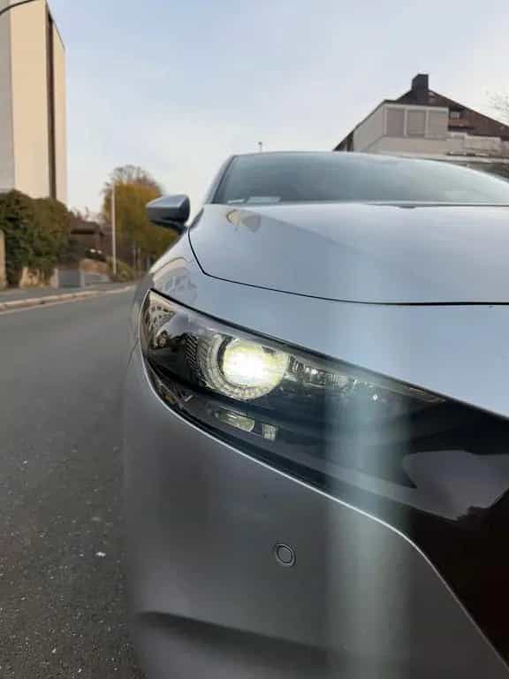 Mazda 3 122ps 2019 3. Hand 09/2019-photo-1