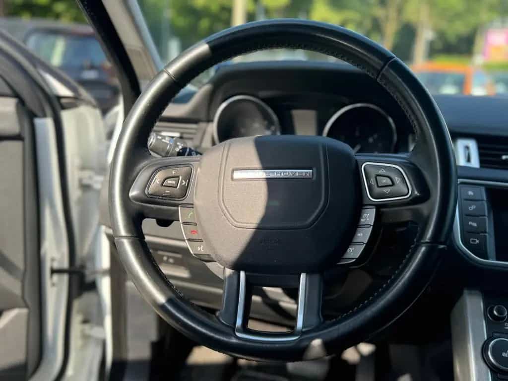 Land Rover Range Rover Rover Evoque SE Automatik LEDER AHK Navi 02/2017-photo-11