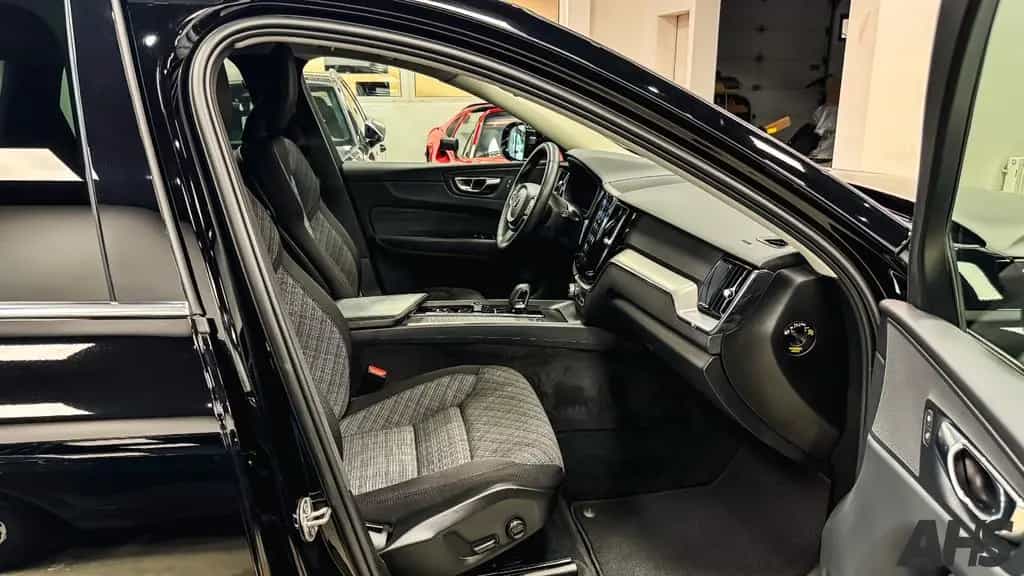 Volvo XC60 Core AWD B4 Diesel Automatik ACC LED Kamera 11/2022-photo-16