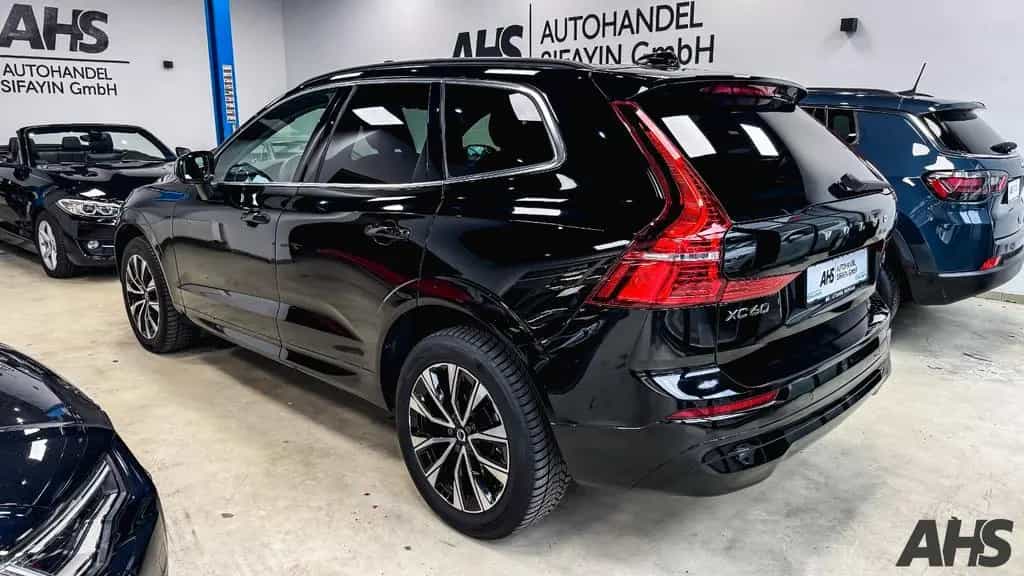 Volvo XC60 Core AWD B4 Diesel Automatik ACC LED Kamera 11/2022-photo-1