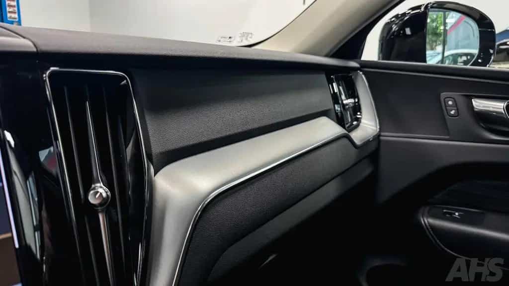 Volvo XC60 Core AWD B4 Diesel Automatik ACC LED Kamera 11/2022-photo-31