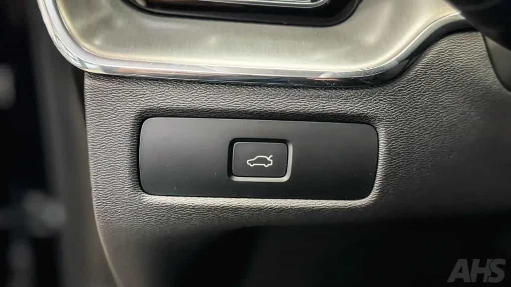 Volvo XC60 Core AWD B4 Diesel Automatik ACC LED Kamera 11/2022-photo-37