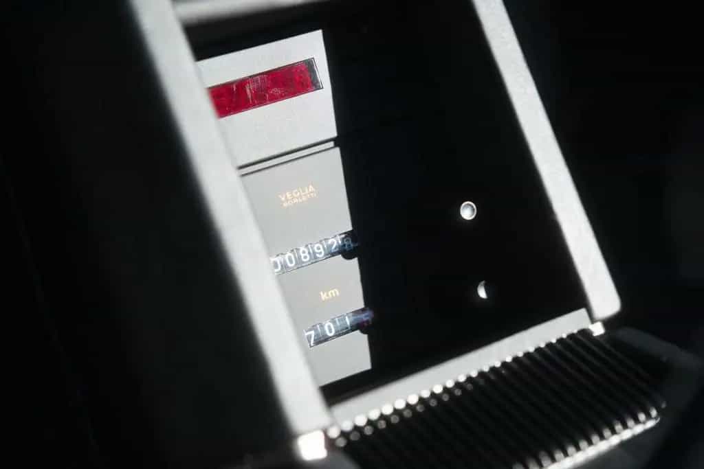 Ferrari **BRD-Auslieferung/perfekter Zustand/8.927km** 02/1990-photo-22