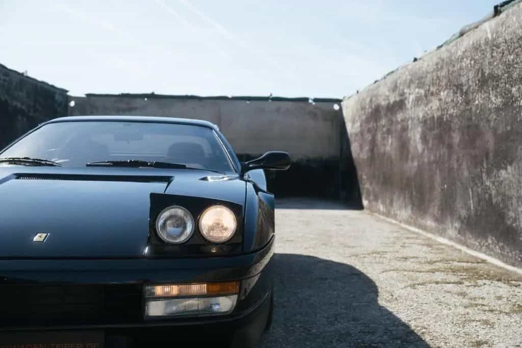 Ferrari **BRD-Auslieferung/perfekter Zustand/8.927km** 02/1990-photo-37